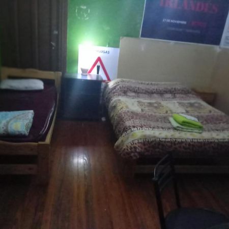 Habitac Indiv Casa De Familia, Flores Buenos Aires Esterno foto
