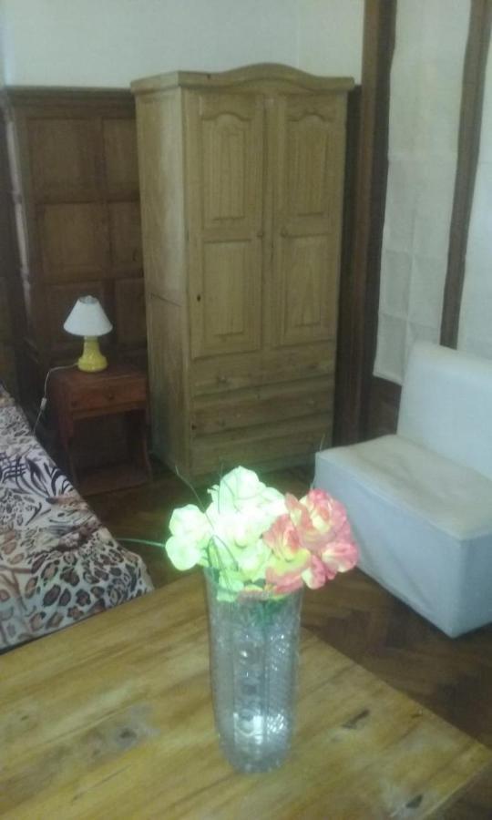 Habitac Indiv Casa De Familia, Flores Buenos Aires Esterno foto