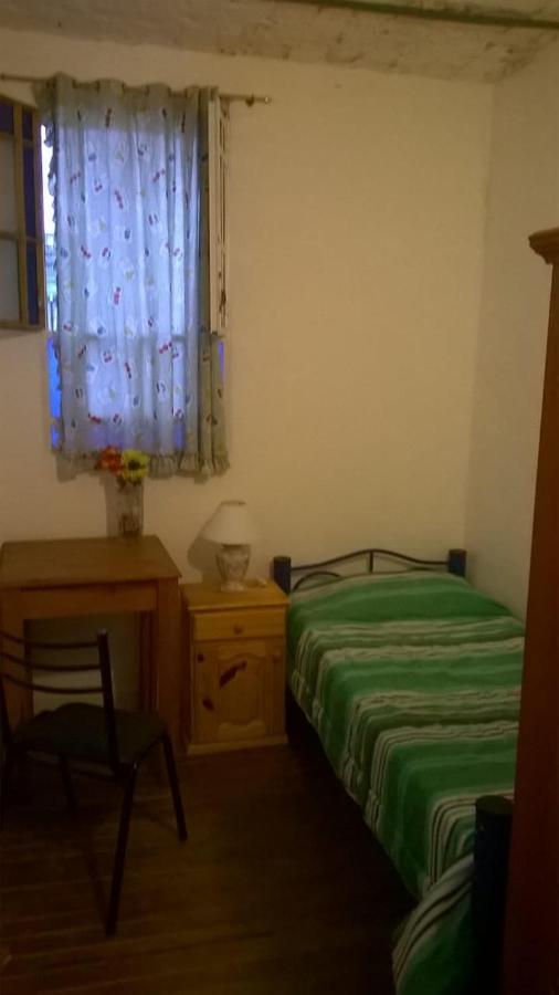 Habitac Indiv Casa De Familia, Flores Buenos Aires Esterno foto